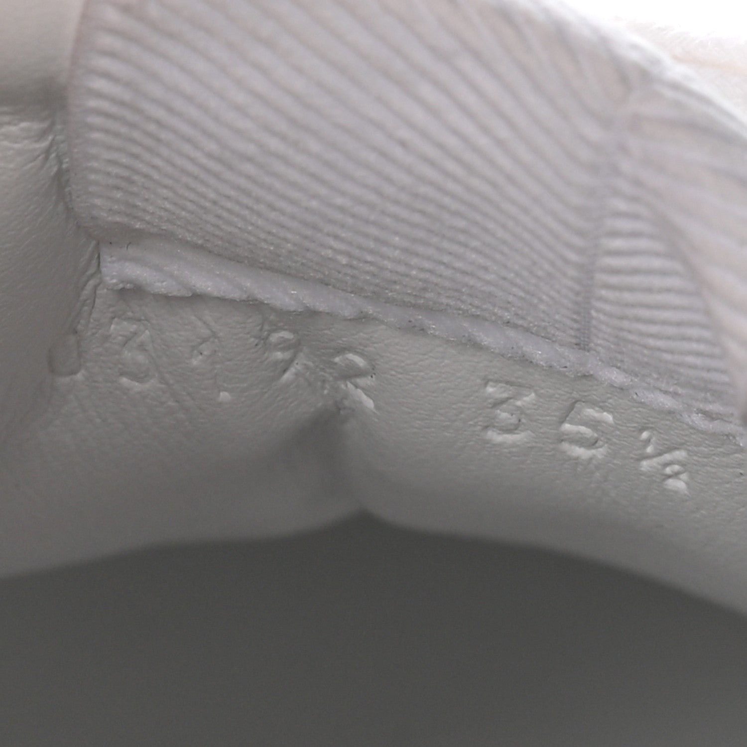 Gucci GG Supreme Monogram Rhyton Sneakers White