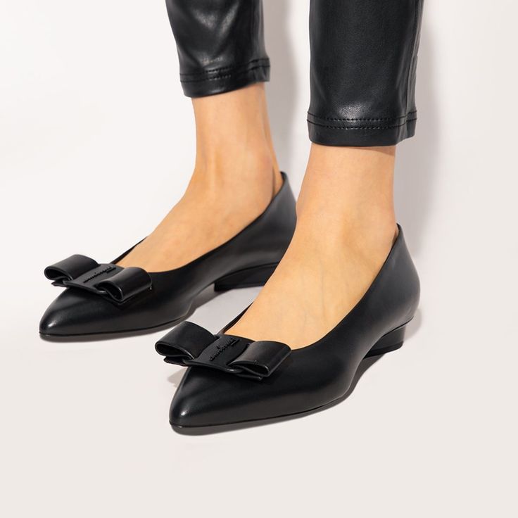 Ferragamo Viva Bow Ballerina Flat Black