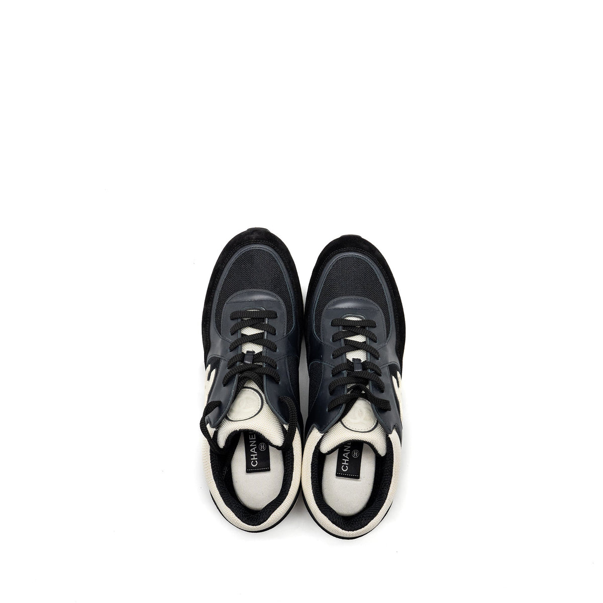 CHANEL CC LOGO SNEAKER SUEDE/ LEATHER BLACK/WHITE