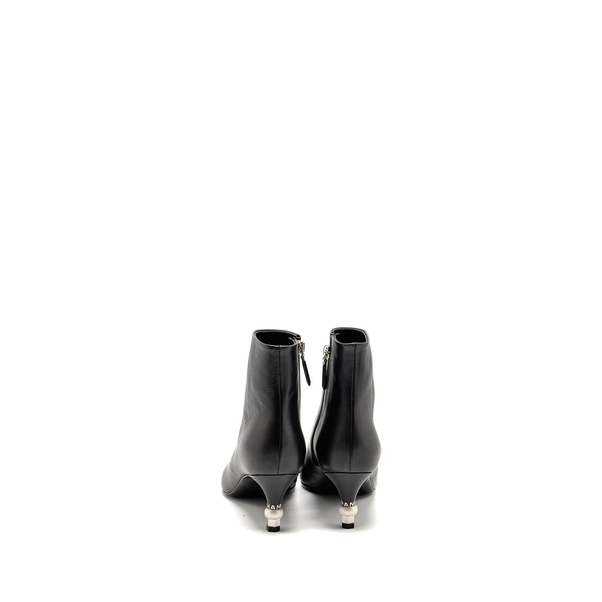 CHANEL INTERLOCKING BOOTS LETTER/PEARL LEATHER BLACK