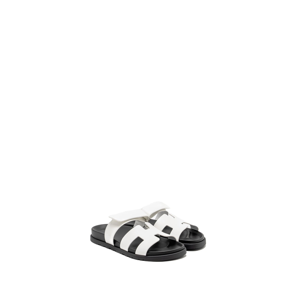 HERMES CHYPRE SANDALS WHITE/BLACK