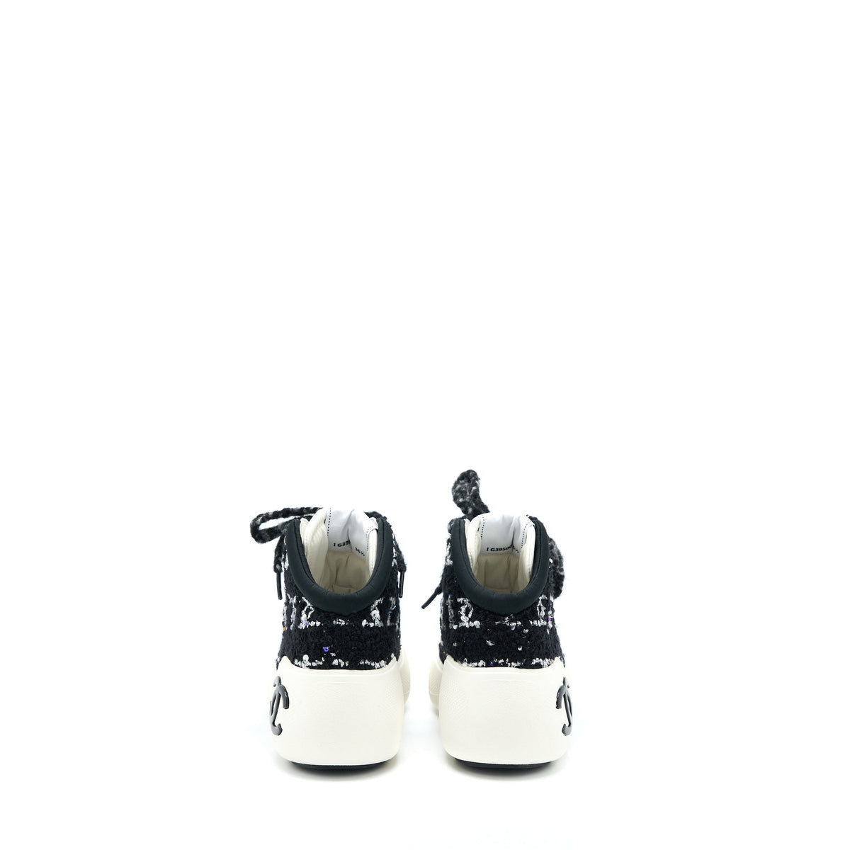 CHANEL WINTER SNEAKERS FABRIC BLACK/WHITE