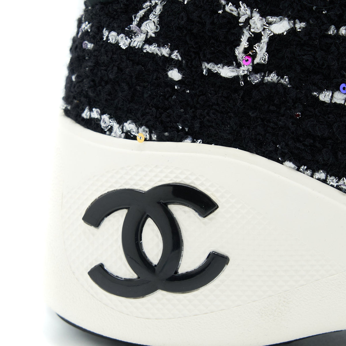 CHANEL WINTER SNEAKERS FABRIC BLACK/WHITE