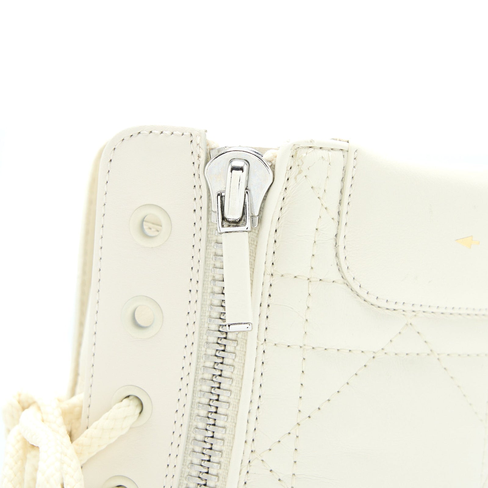 DIOR D-LEADER ANKLE BOOT QUILTED CANNAGE CALFSKIN WHITE SHW