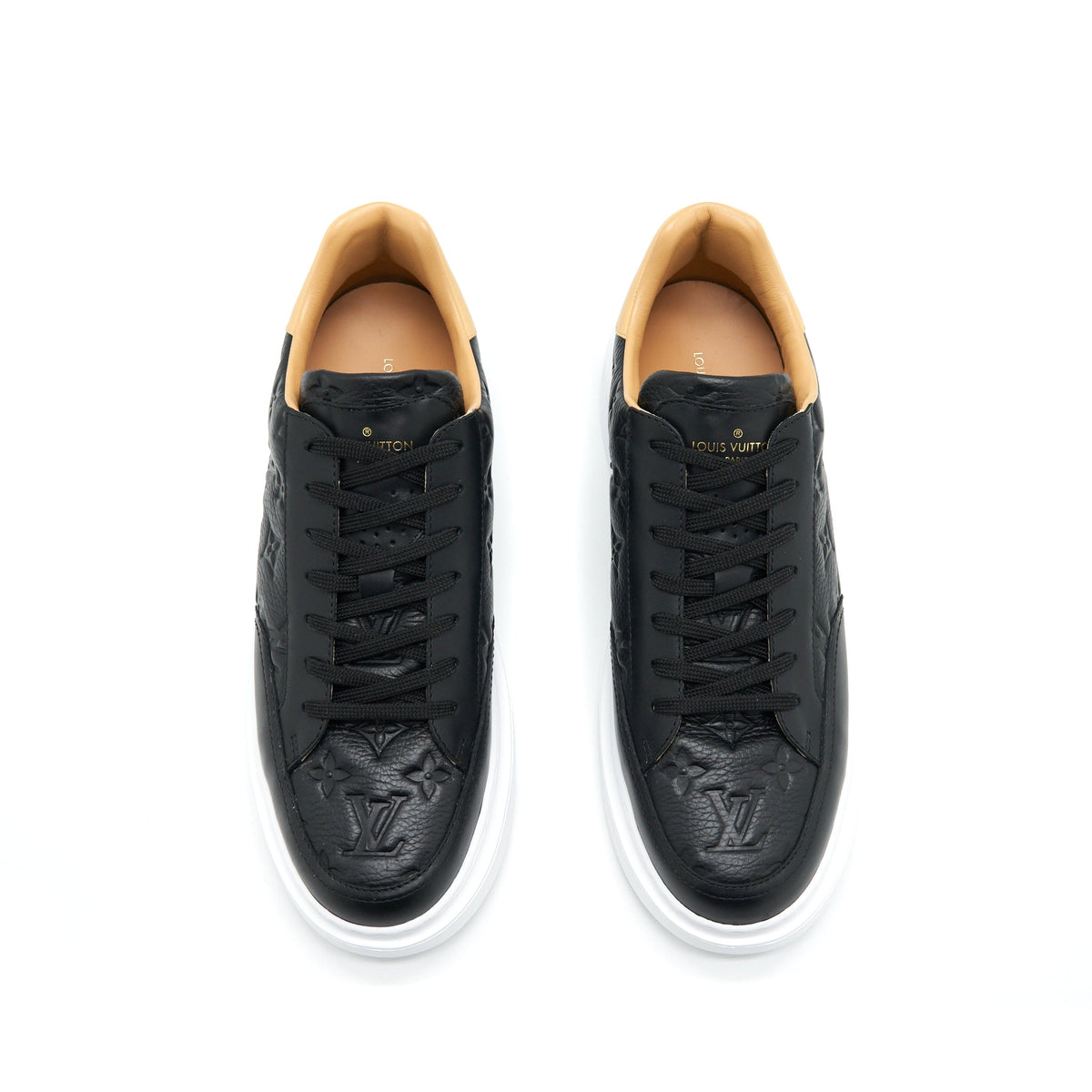 LOUIS VUITTON BLACK LEATHER SNEAKERS