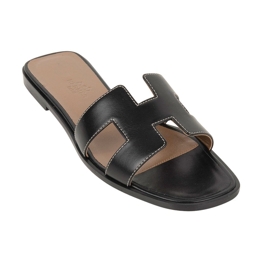 Hermès Oran Sandal Black Calfskin - side profile