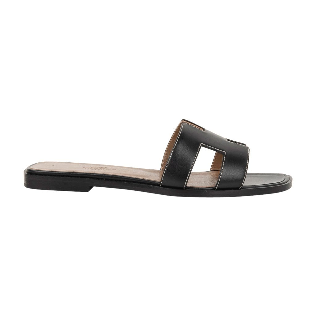 Hermès Oran Sandal Black Calfskin - 3/4 view